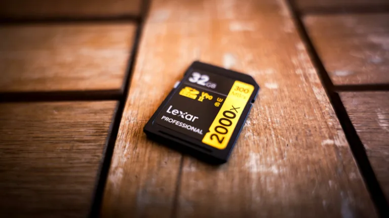 How Many Photos Can a 32GB SD Card Hold